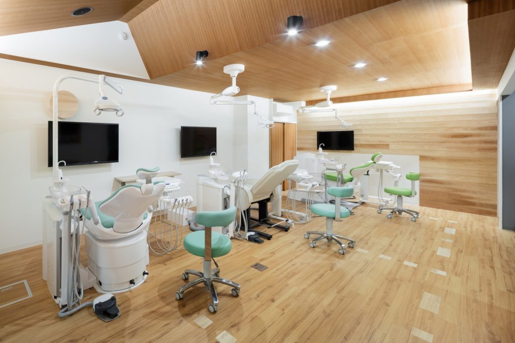 نمونه طراحی داخلی مطب دندانپزشکی